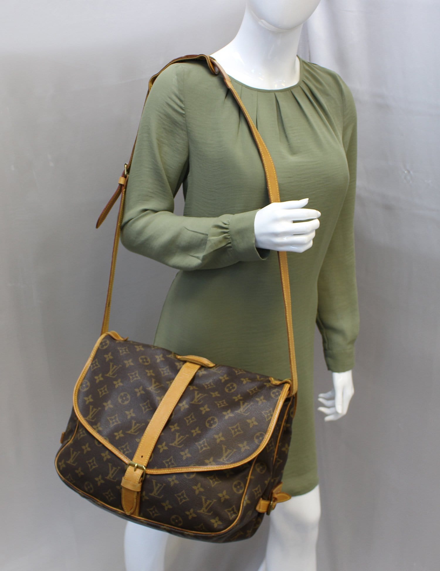Louis Vuitton Saumur 35 M42254 Brown Monogram Shoulder Bag 11286