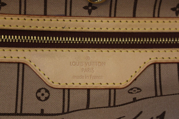 LOUIS VUITTON Monogram Neverfull GM Shoulder Bag