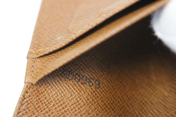 LOUIS VUITTON French Kisslock Monogram Canvas Wallet Brown