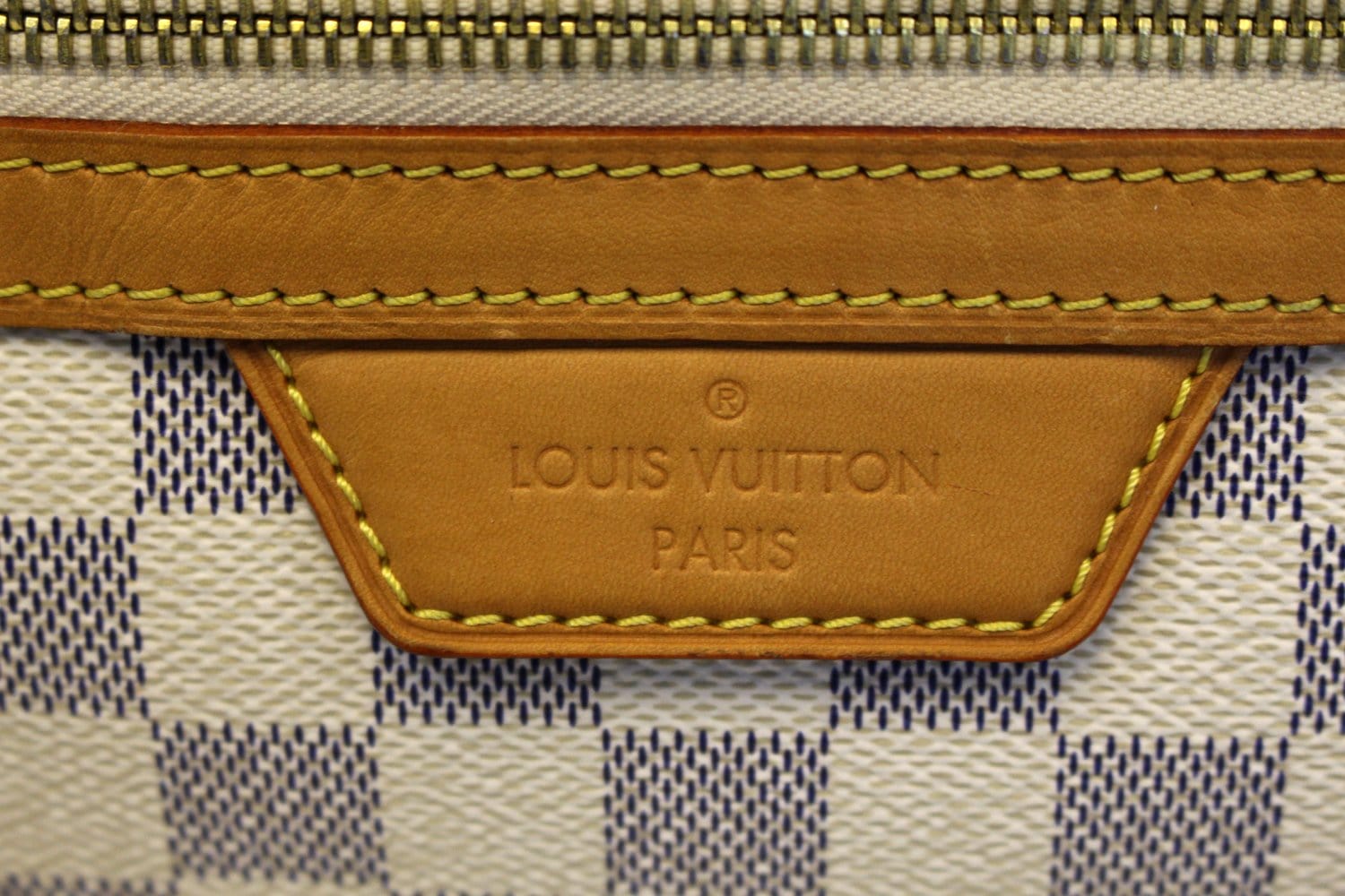 Louis Vuitton Vintage - Damier Azur Evora MM Bag - White Ivory Blue -  Damier Leather Handbag - Luxury High Quality