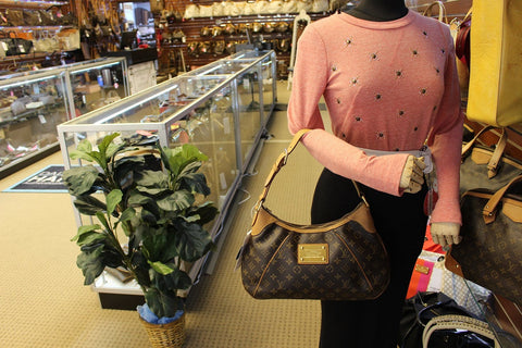 LOUIS VUITTON Monogram Thames GM Shoulder Bag