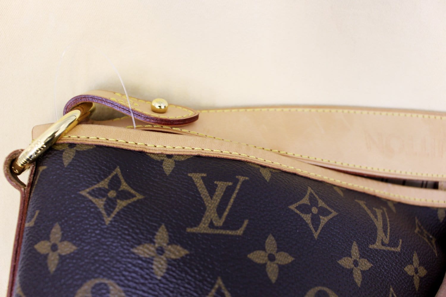 Louis Vuitton pre-owned Atoll clutch bag - ShopStyle