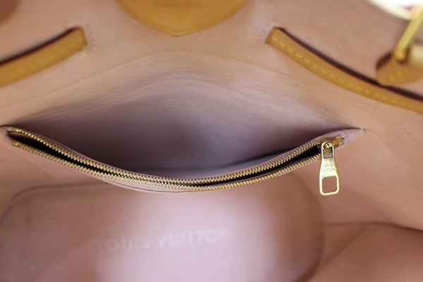 LOUIS VUITTON Girolata Damier Azur Shoulder Bag