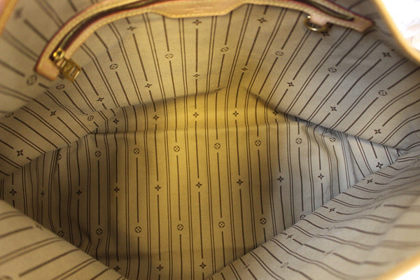 LOUIS VUITTON Monogram Delightful GM Shoulder Bag