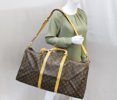 LOUIS VUITTON Monogram Canvas Keepall 60 Bandouliere Bag