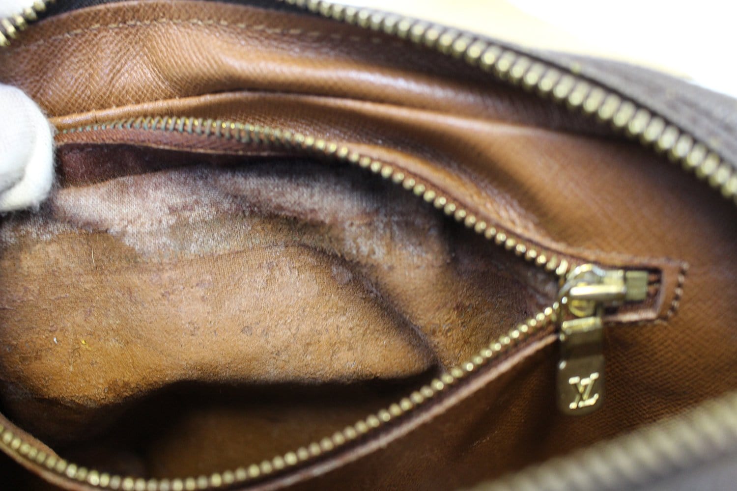 Louis Vuitton Monogram Jeune Fille PM Crossbody Bag 355lvs525