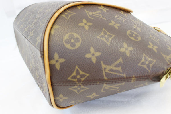 LOUIS VUITTON Monogram Canvas Ellipse MM Bag