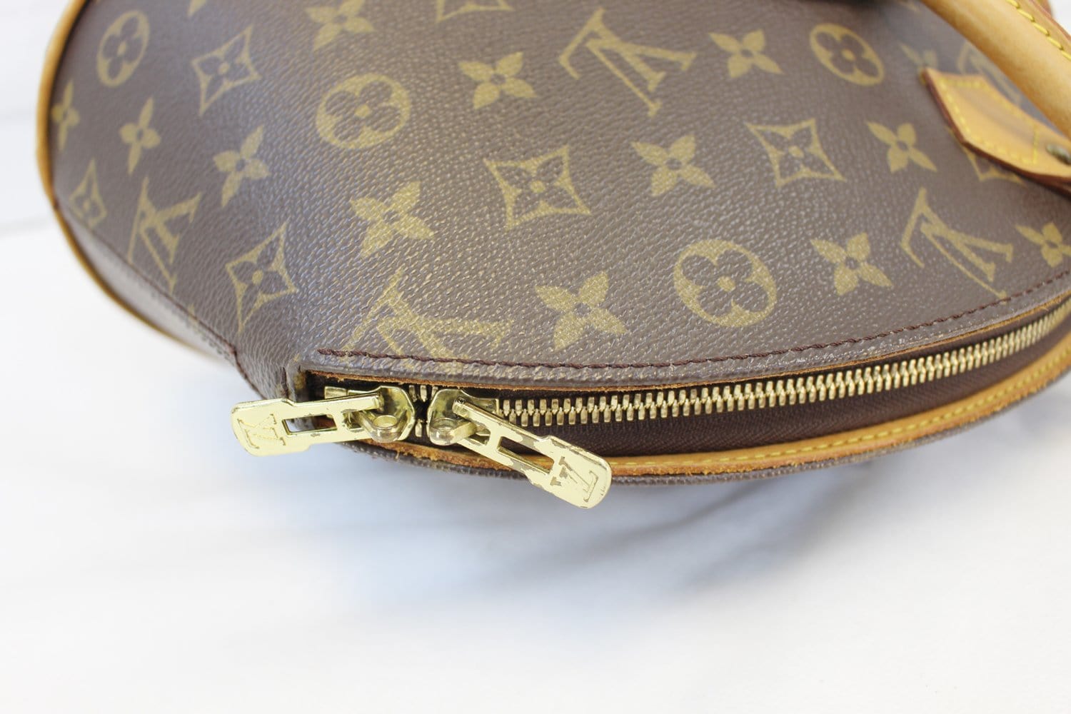 Shop for Louis Vuitton Monogram Canvas Leather Ellipse MM Bag - Shipped  from USA