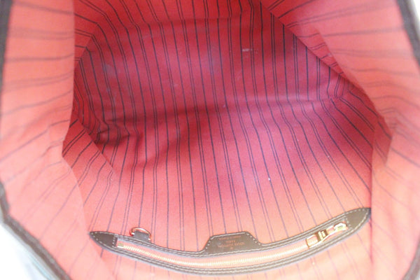 Louis Vuitton Delightful PM Damier Ebene Shoulder Bag - interior