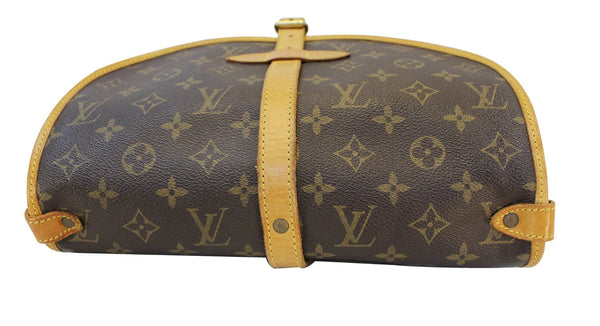 LOUIS VUITTON Monogram Canvas Saumur 30 Messenger Bag