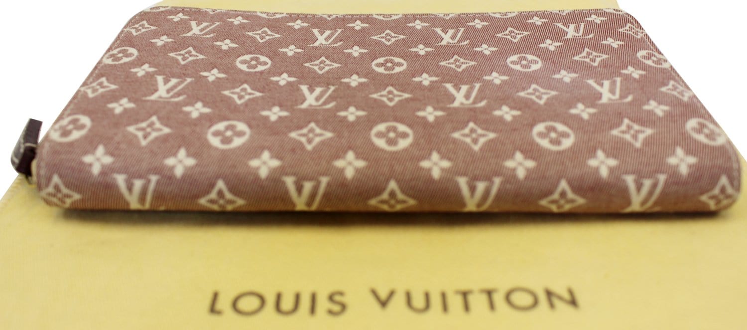 Multi Louis Vuitton Monogram LV Pop Zippy Wallet, Louis Vuitton Damier T&B  Mini Pochette Accessoires Pouch N58011
