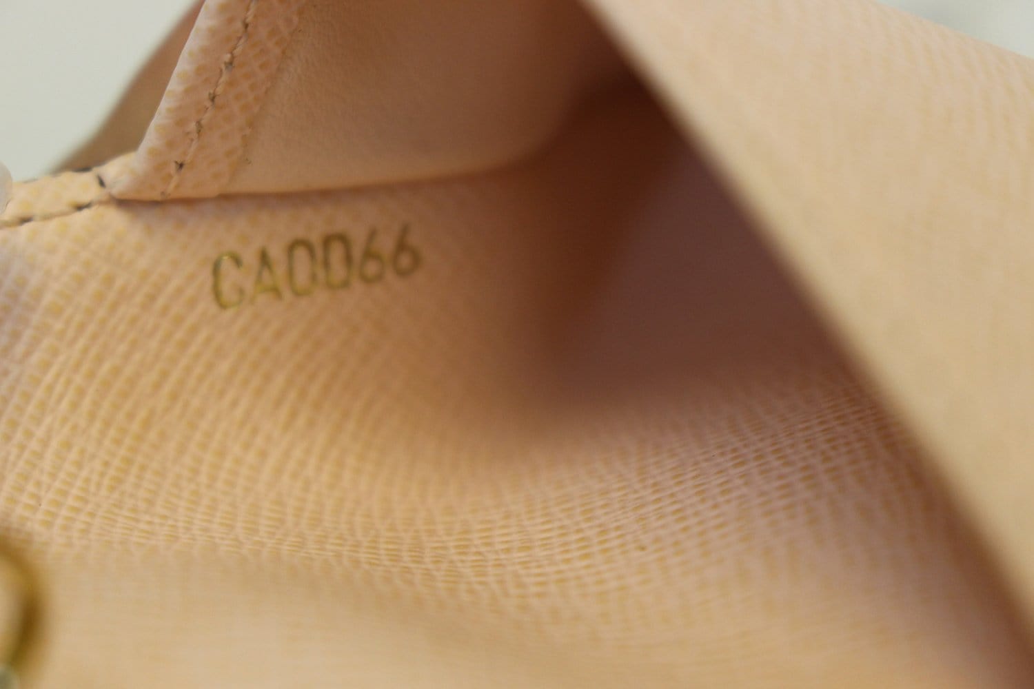 Louis Vuitton Koala agenda Brown Cloth ref.107475 - Joli Closet