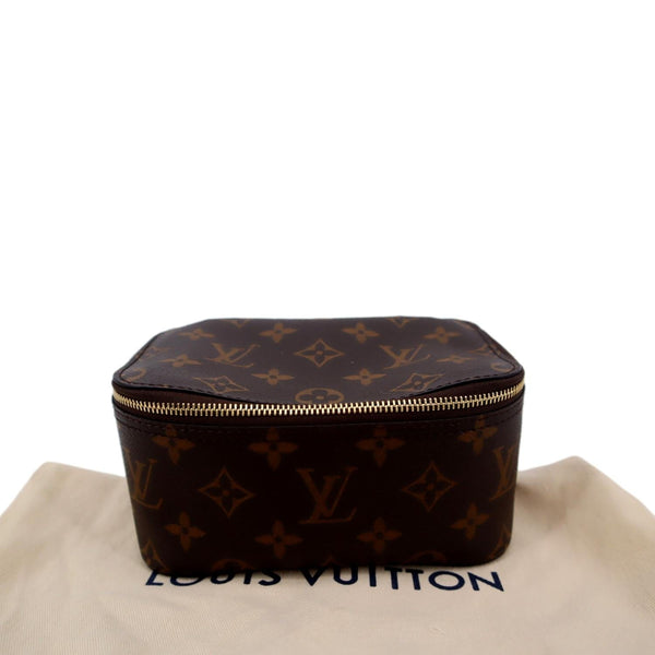 Louis Vuitton Packing Cube PM Monogram Canvas Cosmetic Bag - Front