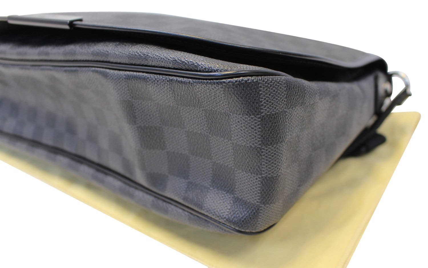 Louis Vuitton Daniel GM Damier Graphite Messenger Bag on SALE