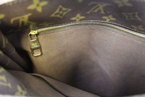 LOUIS VUITTON Metis Hobo Monogram Shoulder Bag with Strap