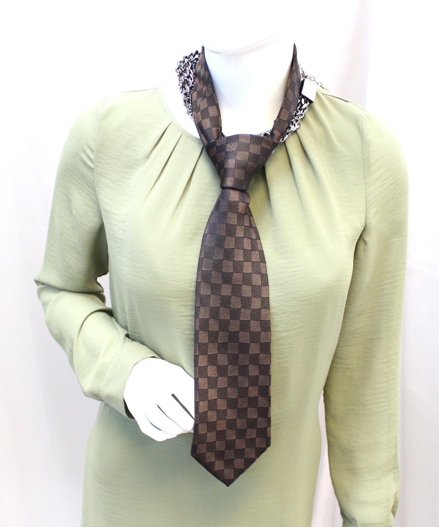 Louis Vuitton Tie Silk 100 % , LV Damier Tie , Lv Tie Authentic LV Tie