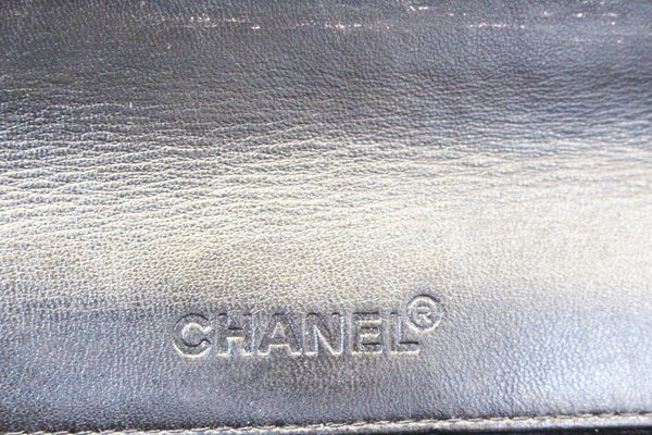 CHANEL Plum Patent Leather Square Stitch CC Shoulder Bag