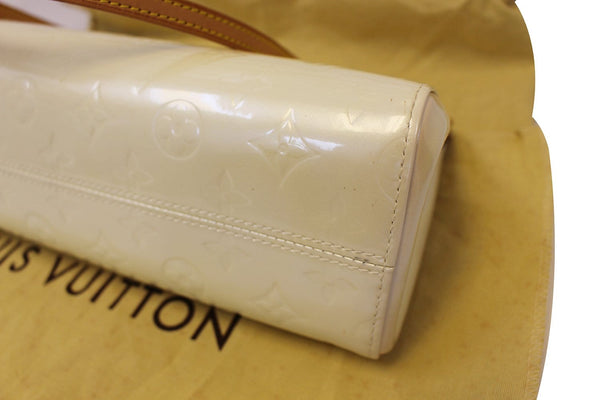 LOUIS VUITTON Cream Vernis Leather Roxbury Drive Bag