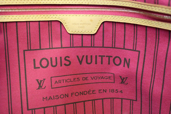 LOUIS VUITTON Neverfull GM Monogram Canvas Shoulder Bag