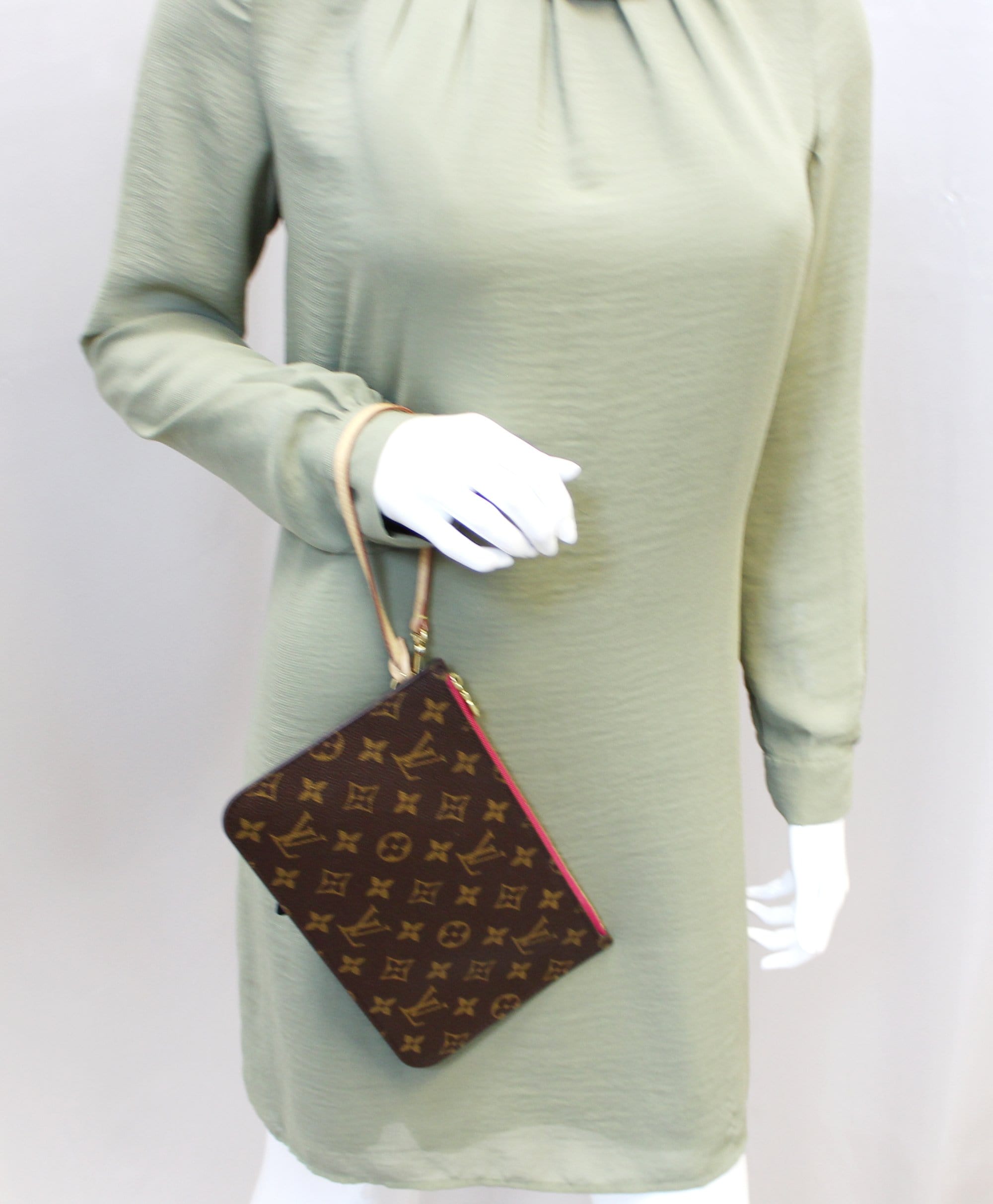 Louis Vuitton, Bags, Authentic Louis Vuitton Neverfull Gm Monogram New  Pouch Cherry Red Interior