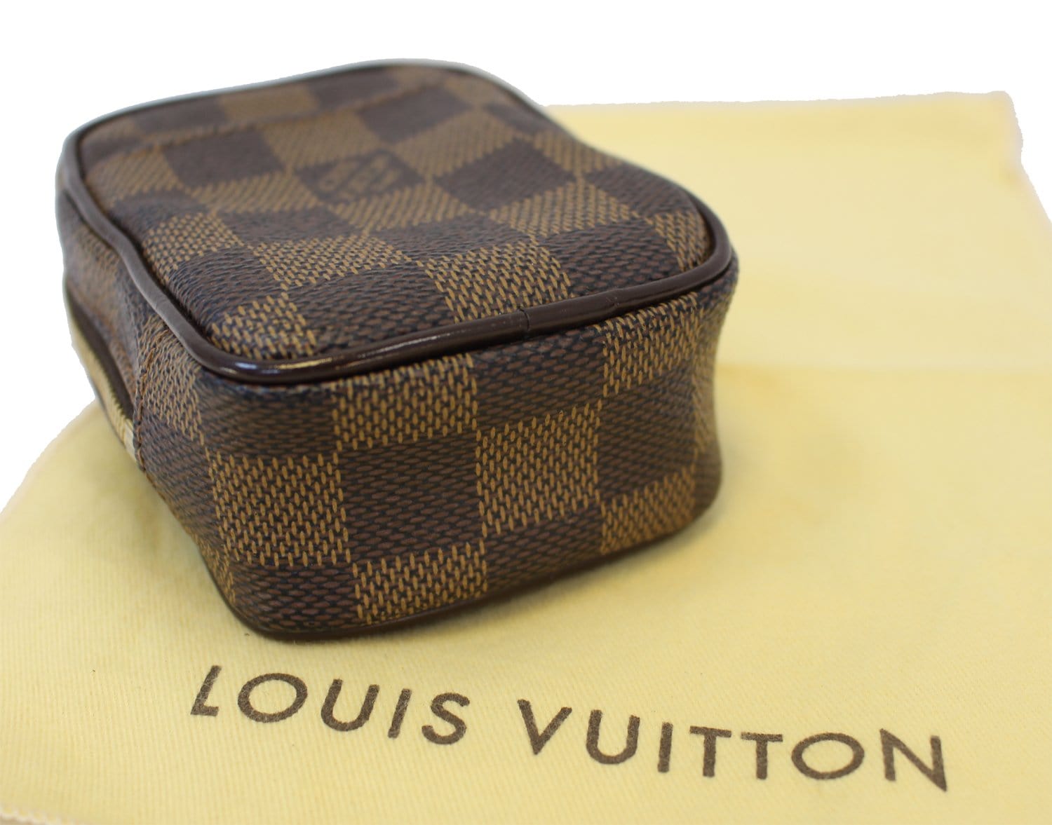 Louis Vuitton Etui Okapi Camera Case Damier GM Brown 213296101