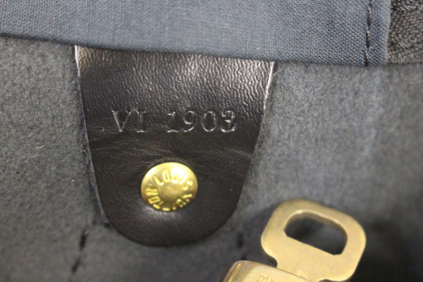 LOUIS VUITTON Pre Owned handbag Epi Leather Black Speedy 30 Satchel 