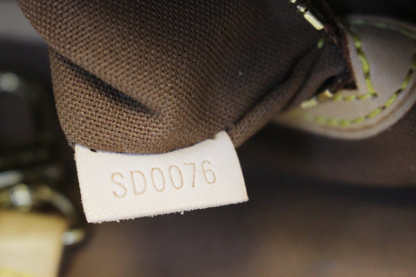 LOUIS VUITTON Monogram Batignolles Vertical Shoulder Bag