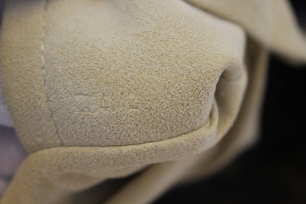 Louis Vuitton Artsy MM Monogram Tote Handbag - interior