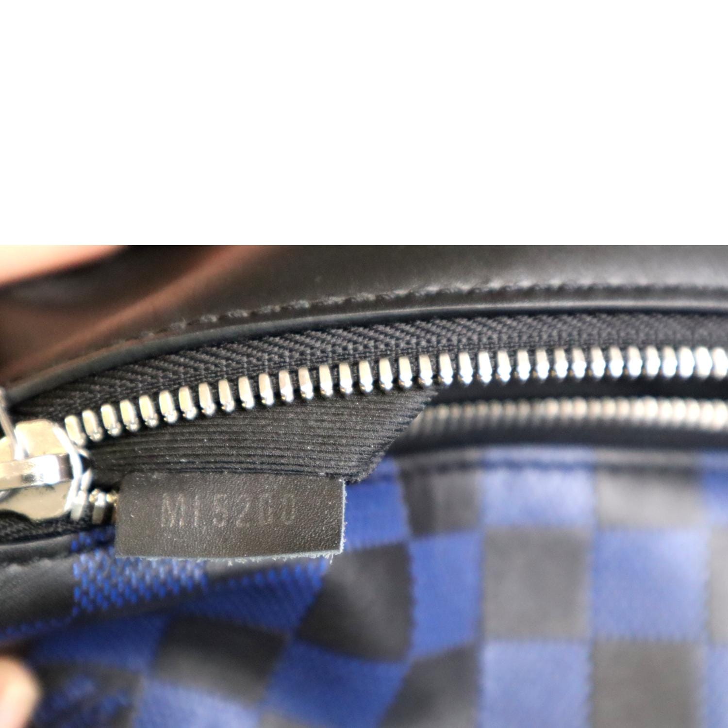 Louis Vuitton Campus Bumbag Damier Infini Leather Navy Blue and Black –  EliteLaza