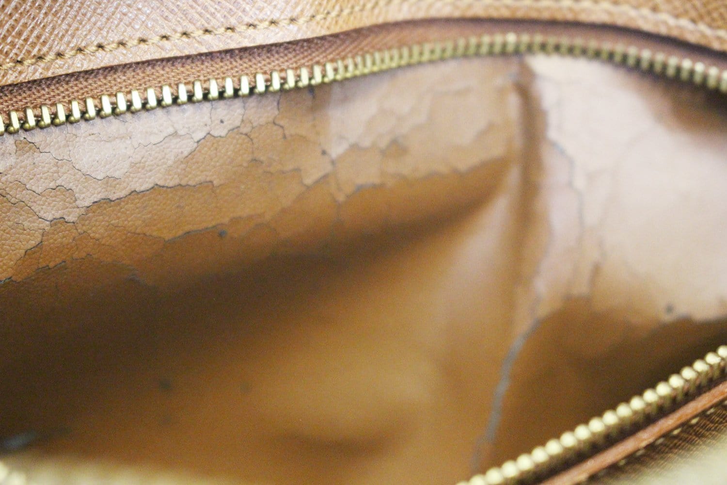 LOUIS VUITTON Marly Dragonne Monogram Canvas Leather Pochette Clutch Bag  LP5210