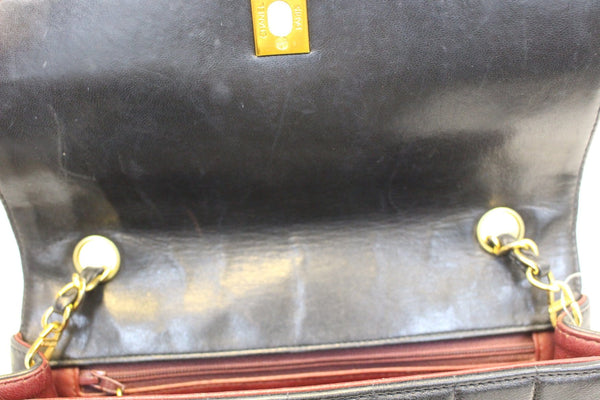 Chanel Shoulder Bag, CHANEL Purse Vertical Leather - inside look