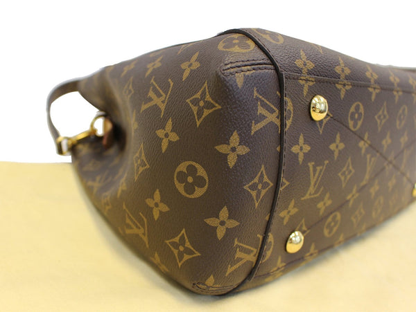 LOUIS VUITTON Monogram Canvas Montaigne GM Shoulder Handbag
