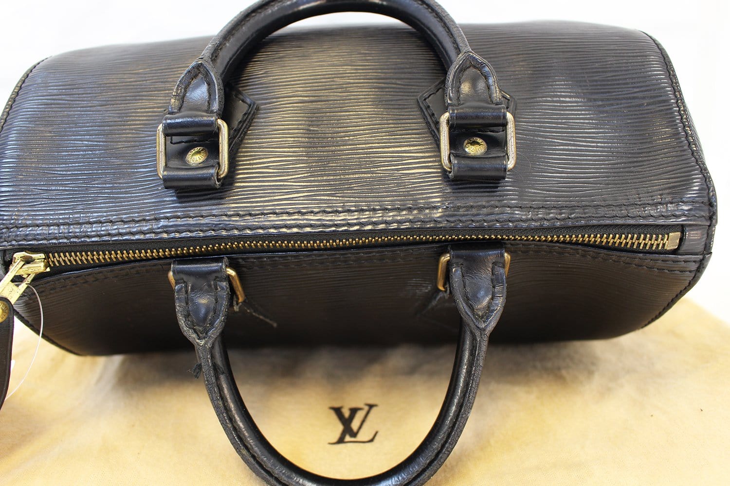 Louis Vuitton Speedy 25 Black Epi Leather handbag VI0994