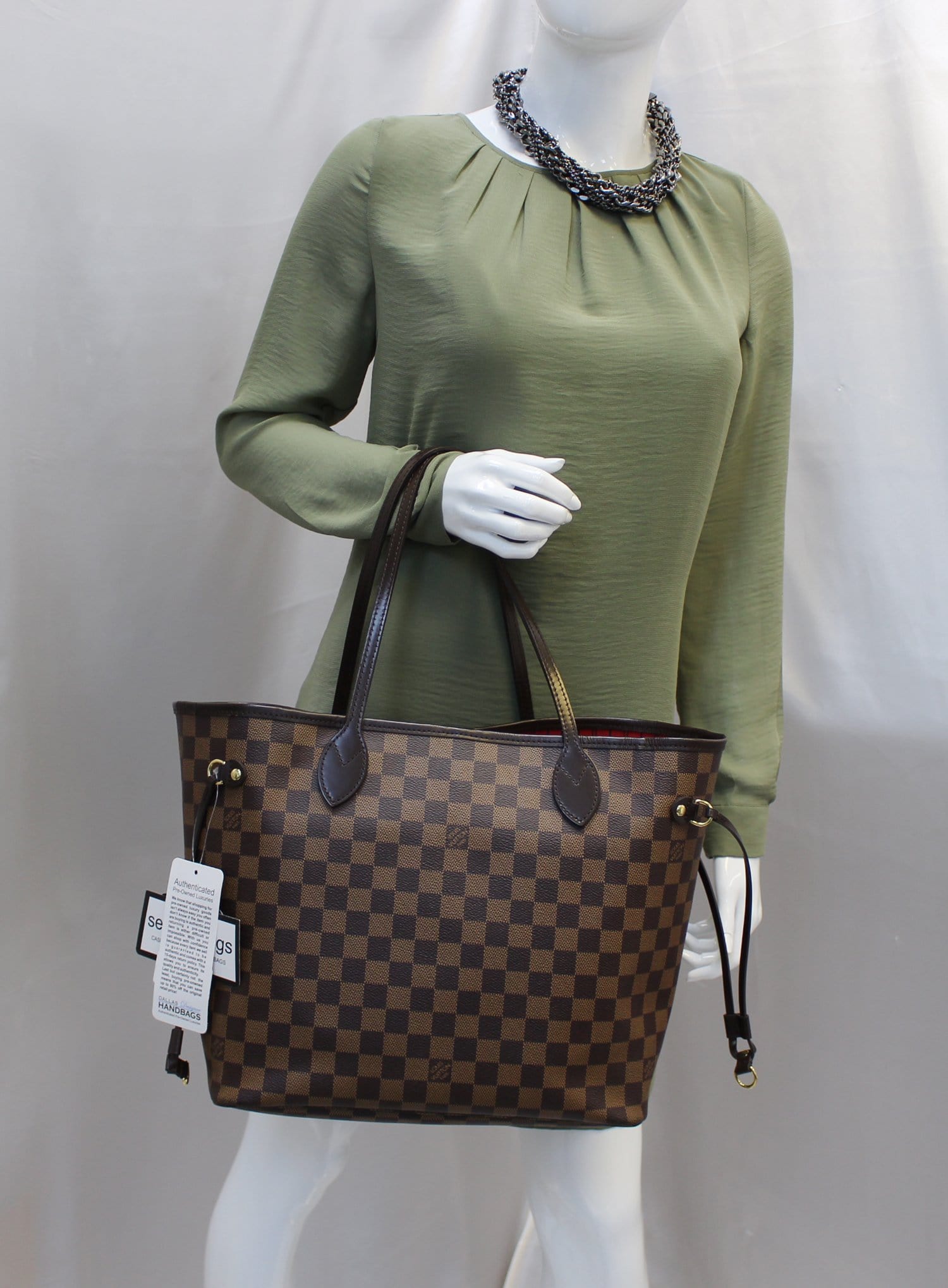 Gently Used Classic Louis Vuitton Neverfull Mm In Dallas