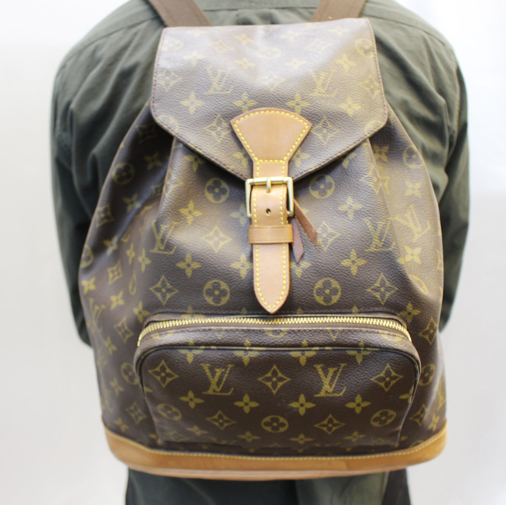 Pre-Owned Louis Vuitton Large Montsouris GM Monogram Backpac, Rolland's  Jewelers