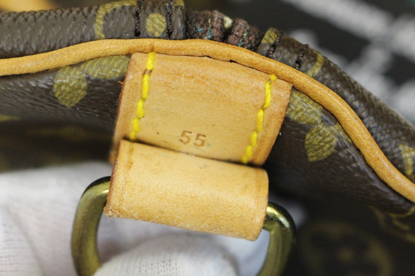 LOUIS VUITTON Monogram Canvas Keepall Bandouliere 55 Travel Bag