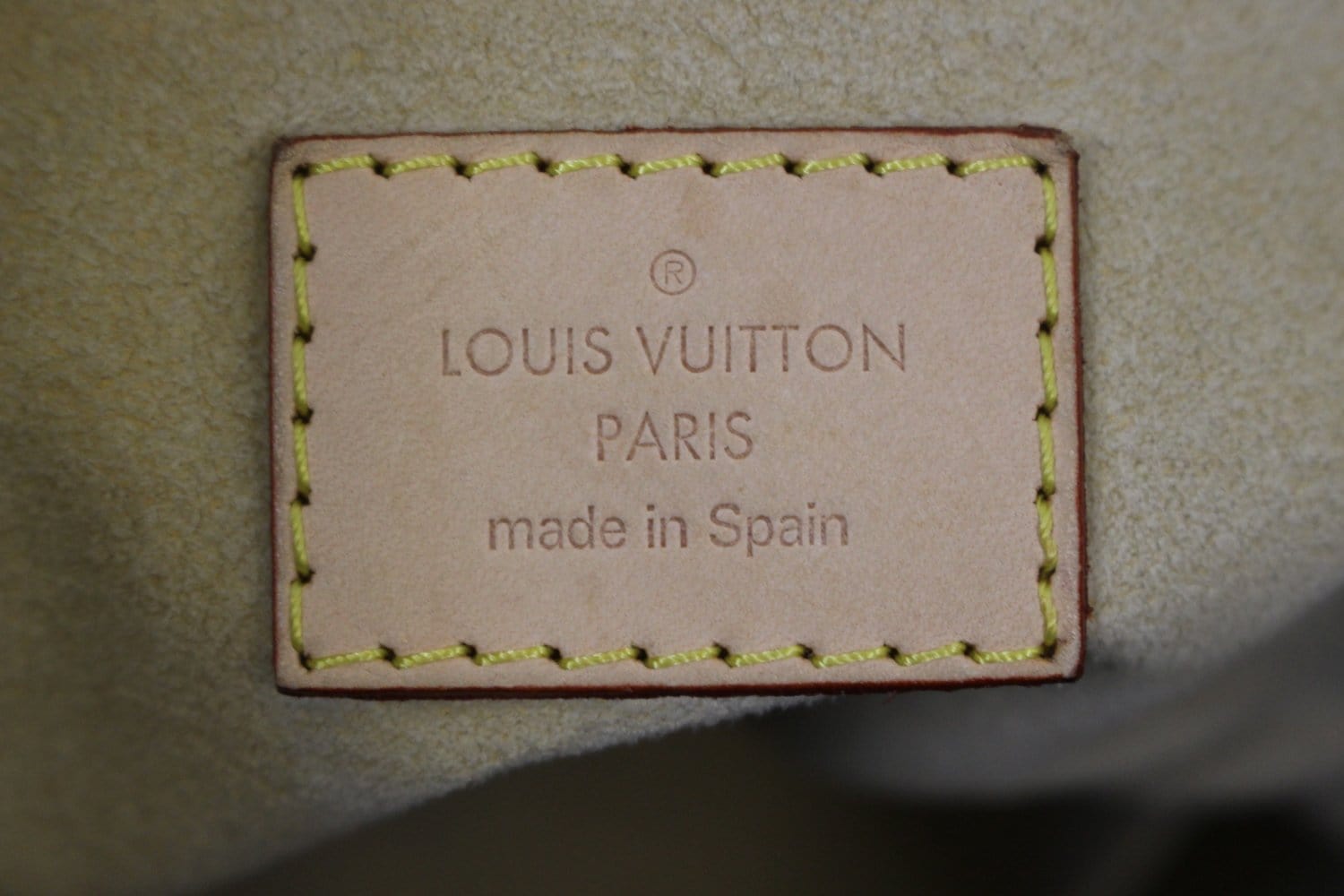 LOUIS VUITTON Monogram Artsy GM Tote Hobo Handbag Limited