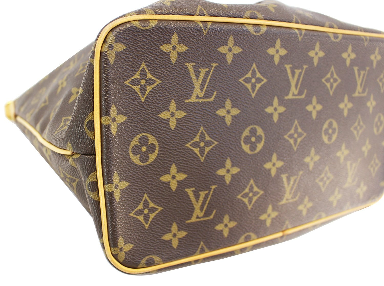 Louis Vuitton Palermo PM In Monogram for Sale in Hollywood, FL