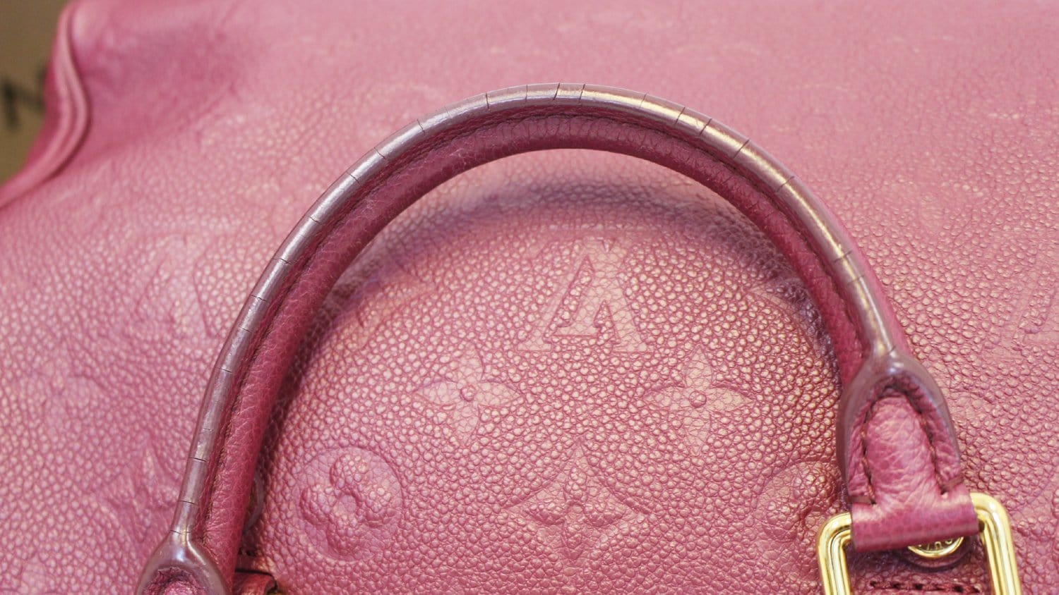 Leather backpack Louis Vuitton Pink in Leather - 32552002