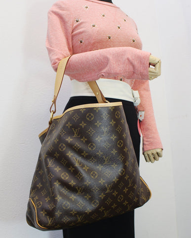 LOUIS VUITTON Monogram Canvas Delightful MM Shoulder Bag