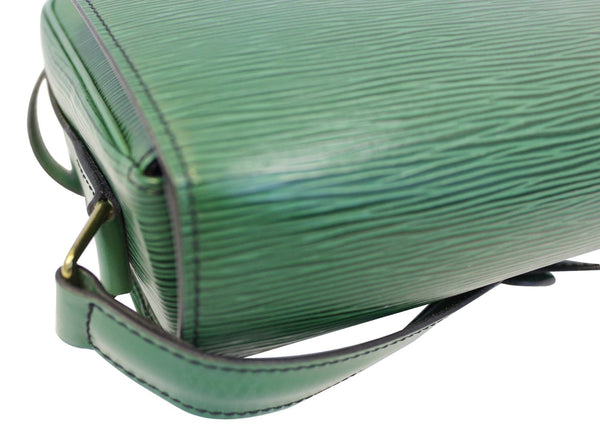 LOUIS VUITTON Epi Leather Cartouchiere MM Messenger Bag