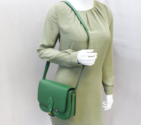 LOUIS VUITTON Epi Leather Cartouchiere MM Messenger Bag