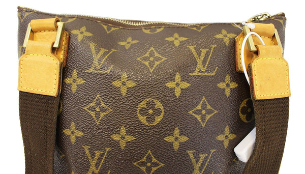 LOUIS VUITTON Monogram Pochette Bosphore Crossbody Bag