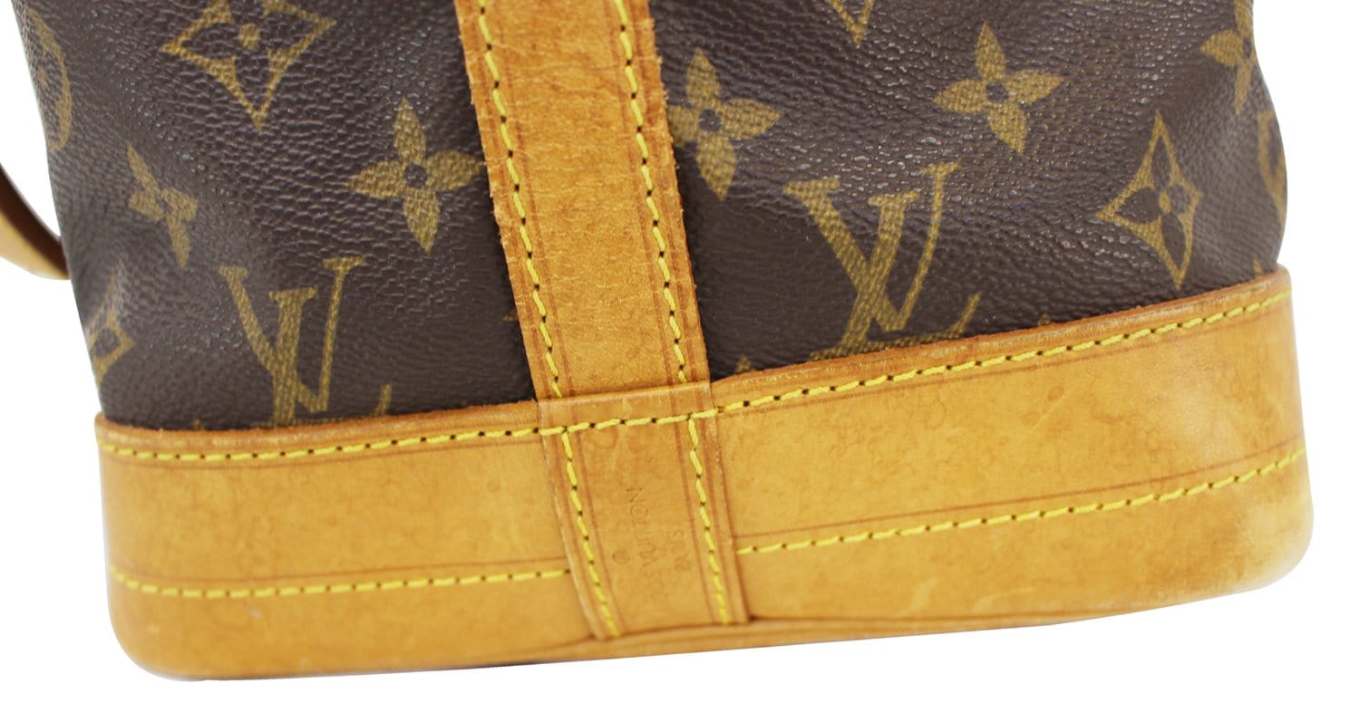 A Louis Vuitton Large Flap Shoulder Bag and Dust Cover. LV monogram canvas.  Gold-tone hardware. Thic