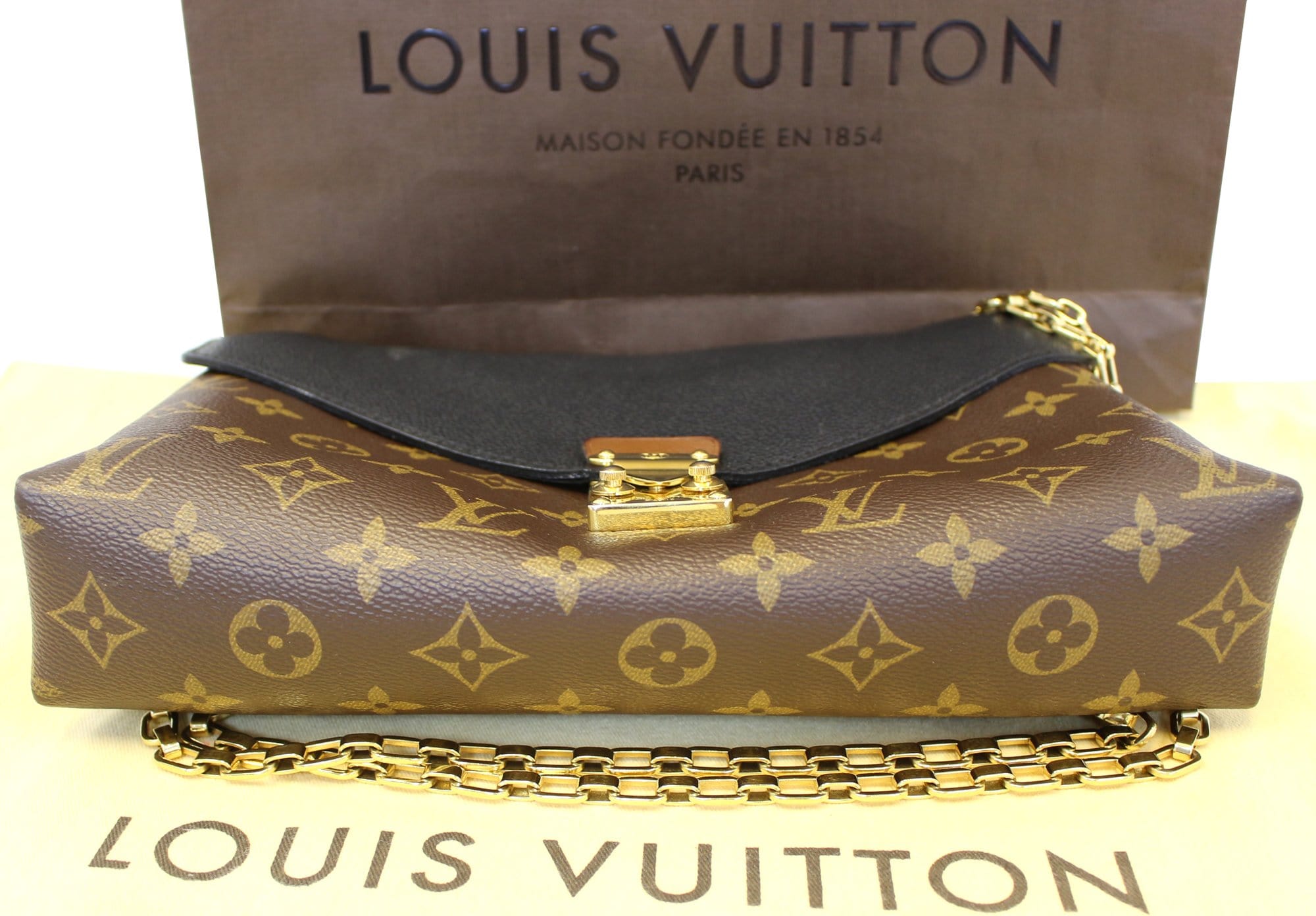 Louis Vuitton Monogram Pallas Chain Crossbody Bag – Fashion Reloved