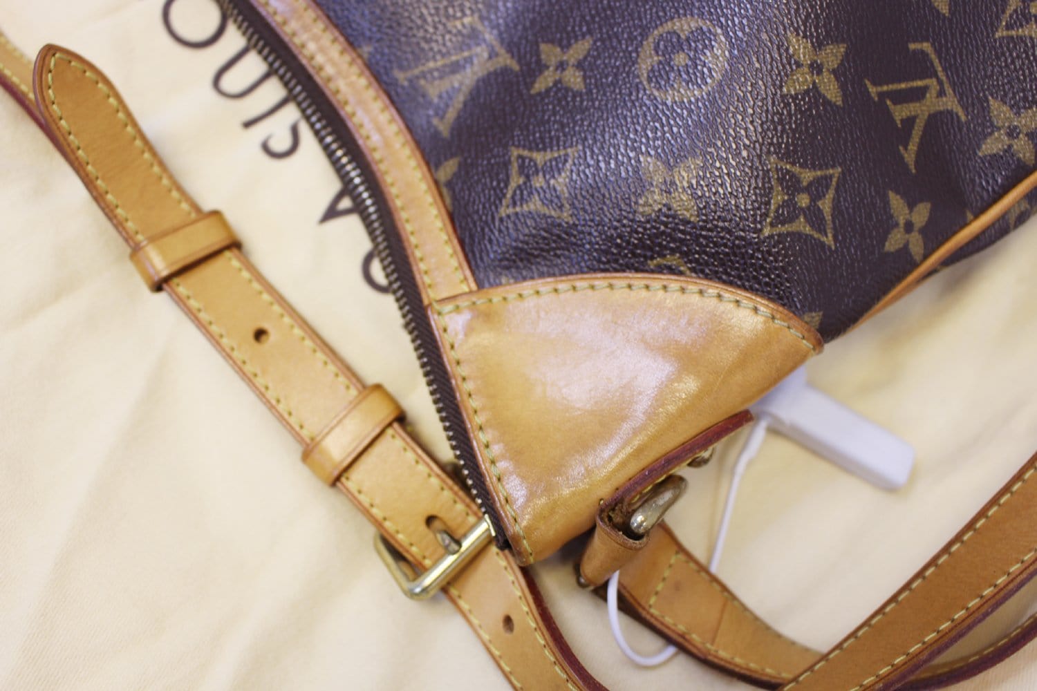 Louis Vuitton Damier Ebene Odeon MM - Brown Crossbody Bags, Handbags -  LOU738362