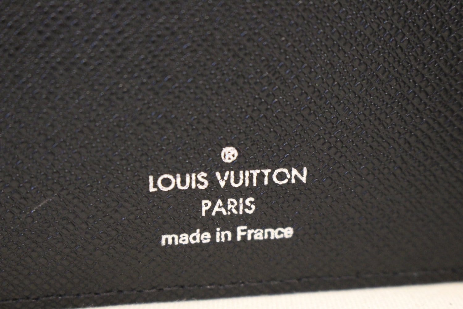 Louis Vuitton - Medium Ring Agenda Cover - Damier Canvas - Graphite - Unisex - Luxury