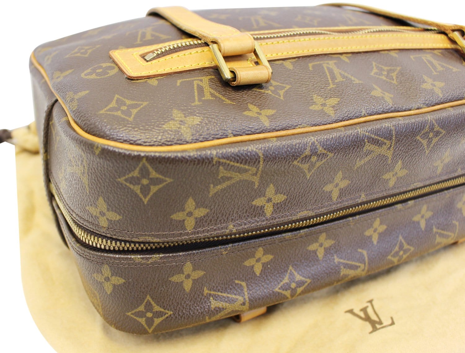 Louis Vuitton, Bags, Authentic Louis Vuitton Cite Gm Shoulder Bag  Monogram Canvas