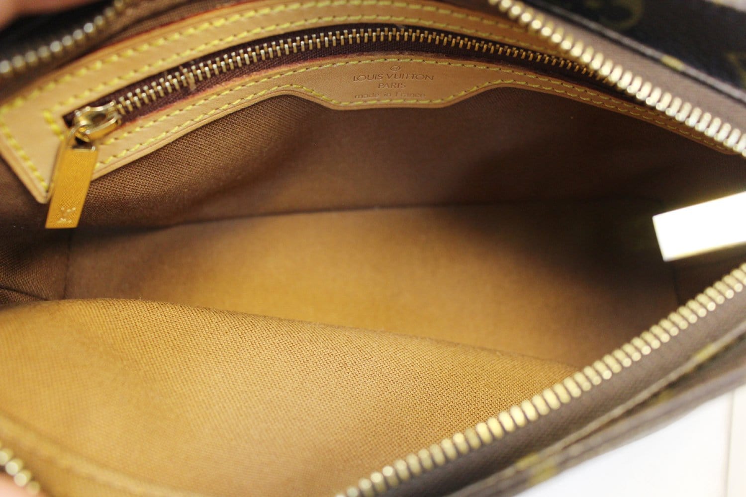 Louis Vuitton, Bags, Louis Vuitton Monogram Canvas Leather Trotteur  Crossbody Bag