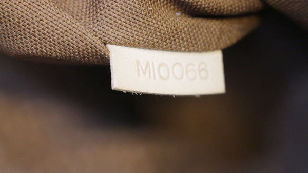 LOUIS VUITTON Monogram Canvas Pochette Bosphore Crossbody Bag